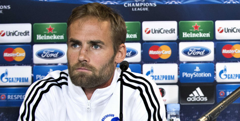 Hadapi Bekas Timnya, Mellberg Takuti Tevez Hadapi Bekas Timnya, Mellberg Takuti Tevez