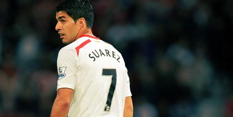 Arsenal Hormati Penolakan Liverpool Lepas Suarez Arsenal Hormati Penolakan Liverpool Lepas Suarez