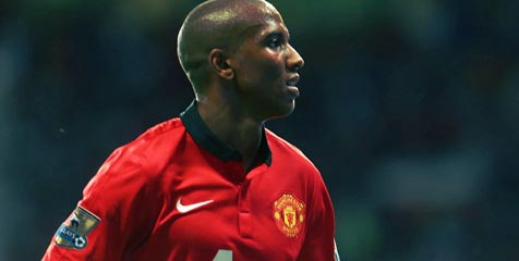 United Segera 'Buang' Ashley Young United Segera 'Buang' Ashley Young