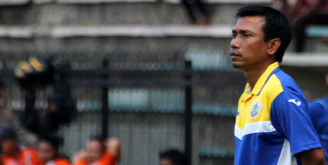 Eks Pelatih Persegres Dambakan Klub yang Sehat Finansial Eks Pelatih Persegres Dambakan Klub yang Sehat Finansial