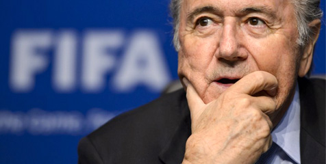 Sepp Blatter Minta Maaf Pada Cristiano Ronaldo Sepp Blatter Minta Maaf Pada Cristiano Ronaldo