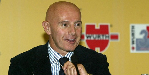 Sacchi: Milan Sedang Krisis Sacchi: Milan Sedang Krisis