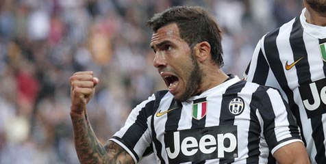 Tevez Bahagia Namanya Dinyanyikan Juventini Tevez Bahagia Namanya Dinyanyikan Juventini
