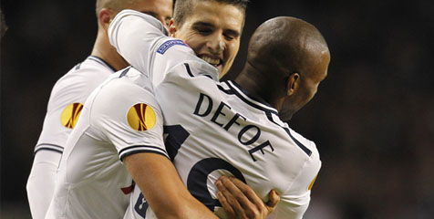 Defoe Pecahkan Rekor Gol Spurs di Eropa Defoe Pecahkan Rekor Gol Spurs di Eropa