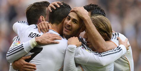 Varane Puji Ronaldo dan Benzema Varane Puji Ronaldo dan Benzema