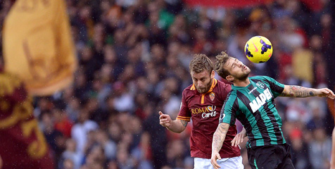 Review: Ditahan Sassuolo, Roma Tetap Unbeaten Review: Ditahan Sassuolo, Roma Tetap Unbeaten