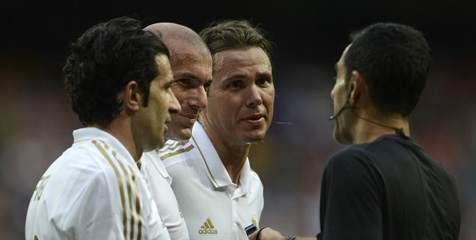 Figo: Ronaldo Selalu Pantas Raih Ballon d'Or Figo: Ronaldo Selalu Pantas Raih Ballon d'Or
