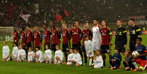 Emanuelson Ungkap Makna Penting Duel di Glasgow Emanuelson Ungkap Makna Penting Duel di Glasgow