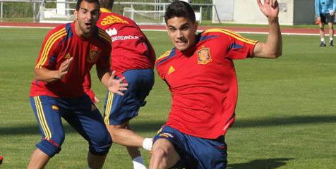 Bartra Tak Ingin Rebut Posisi Siapapun di Spanyol Bartra Tak Ingin Rebut Posisi Siapapun di Spanyol