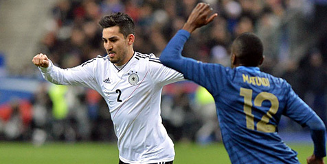 Gundogan Berambisi Gantikan Posisi Khedira Gundogan Berambisi Gantikan Posisi Khedira