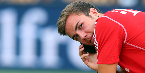 Jelang Der Klassiker, Dortmund Minta Fans Hormati Gotze Jelang Der Klassiker, Dortmund Minta Fans Hormati Gotze