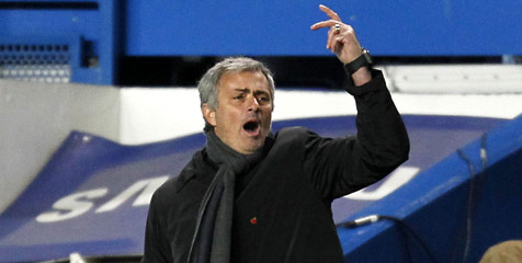 Mourinho Belum Putuskan Pilih Cech Atau Courtois