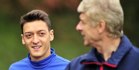 Wenger: Ozil Masih Bisa Lebih Hebat Lagi Wenger: Ozil Masih Bisa Lebih Hebat Lagi