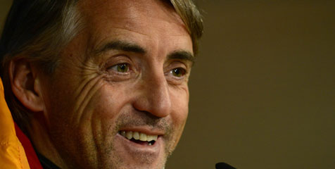 Mancini Gembira Hadapi Madrid di Bernabeu Mancini Gembira Hadapi Madrid di Bernabeu