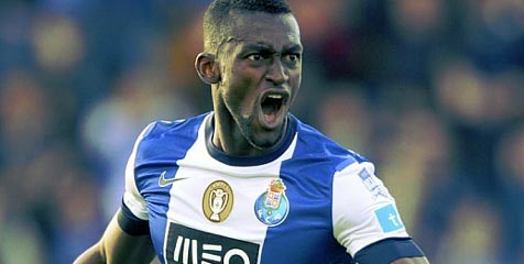 Chelsea Nego Dengan Jackson Martinez?