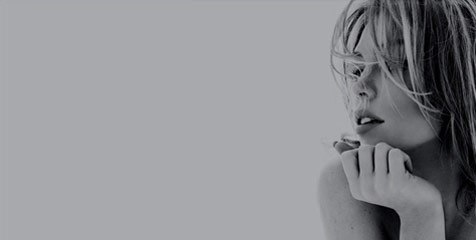 Abbey Clancy Jadi Malu Setelah Pose Telanjang Abbey Clancy Jadi Malu Setelah Pose Telanjang