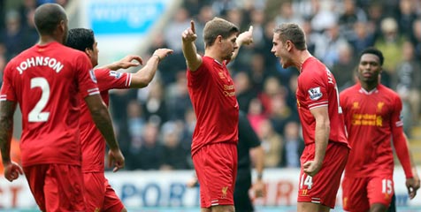 Gerrard Tak Menyesal Tolak United dan Chelsea Gerrard Tak Menyesal Tolak United dan Chelsea