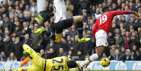 AVB Curiga Welbeck Lakukan Diving 