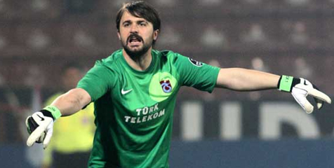 MU Incar Kapten Trabzonspor Sebagai Rival De Gea? MU Incar Kapten Trabzonspor Sebagai Rival De Gea?