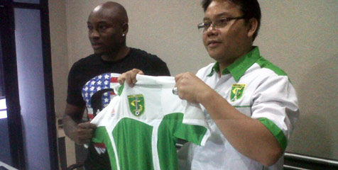 Gabung Persebaya, Pacho Dibandrol 1,5 Miliar Rupiah Gabung Persebaya, Pacho Dibandrol 1,5 Miliar Rupiah