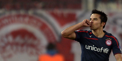 Olympiacos 3-1 Anderlecht, Saviola Man of the Match