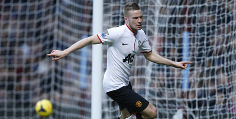 Review: Villa vs United, Tiga Poin Setan Merah Review: Villa vs United, Tiga Poin Setan Merah