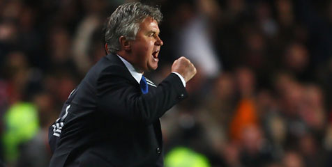 Guus Hiddink Bantah Akan Tangani Spurs