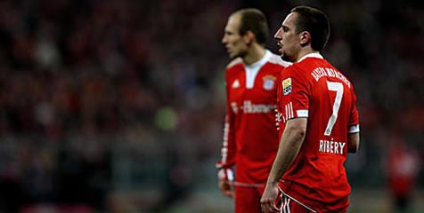 Arjen Robben Bantah Dukung Ronaldo Untuk Ballon d'Or Arjen Robben Bantah Dukung Ronaldo Untuk Ballon d'Or