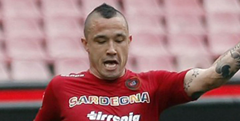 Galliani Ingin Datangkan Nainggolan ke Milan? Galliani Ingin Datangkan Nainggolan ke Milan?