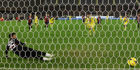 Review: Langkah Napoli Tersendat Review: Langkah Napoli Tersendat