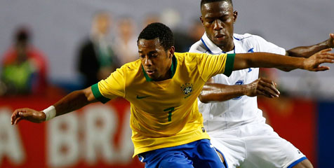 Kondisi Sulit, Robinho Mungkin Tinggalkan Milan Kondisi Sulit, Robinho Mungkin Tinggalkan Milan