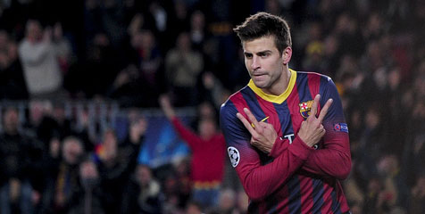 Tuntaskan Iniesta, Barca Pikirkan Pique dan Alves Tuntaskan Iniesta, Barca Pikirkan Pique dan Alves