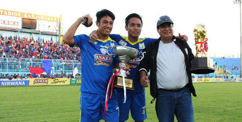 Arema Tuan Rumah Inter Island Cup 2014 Grup Jawa 2 Arema Tuan Rumah Inter Island Cup 2014 Grup Jawa 2