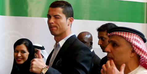 Messi Kalah Lagi, El Pais Sebut Ronaldo Terbaik Eropa 