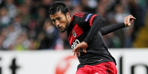 Tersanjung Dipantau Mourinho, Garay Enggan Pindah Tersanjung Dipantau Mourinho, Garay Enggan Pindah