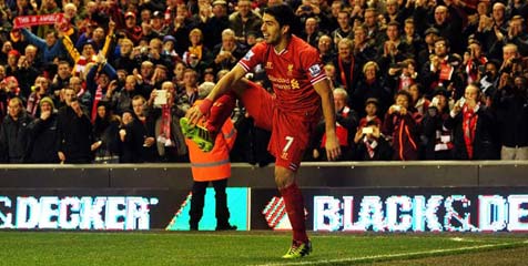 Cetak Gol di Tahun Baru, Suarez Catatkan Rekor Dalam Sejarah EPL Cetak Gol di Tahun Baru, Suarez Catatkan Rekor Dalam Sejarah EPL