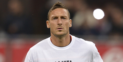 Totti: Saya Tak Mengira Strootman Hebat Totti: Saya Tak Mengira Strootman Hebat