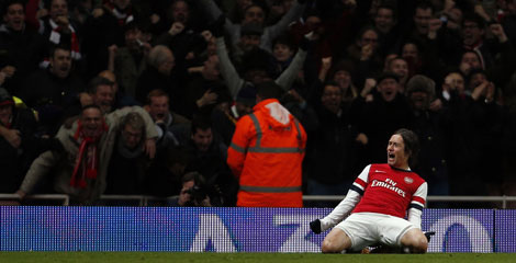 Rosicky Puas Mampu Atasi Tottenham Rosicky Puas Mampu Atasi Tottenham