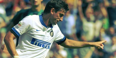 Mazzarri: Milito Vital Bagi Inter Mazzarri: Milito Vital Bagi Inter