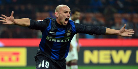 Empat Klub Elit Inggris Incar Cambiasso Empat Klub Elit Inggris Incar Cambiasso