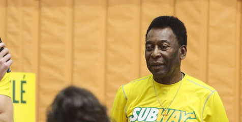 Kompensasi, Pele Tuntut Tiga Ballon d'Or Kompensasi, Pele Tuntut Tiga Ballon d'Or