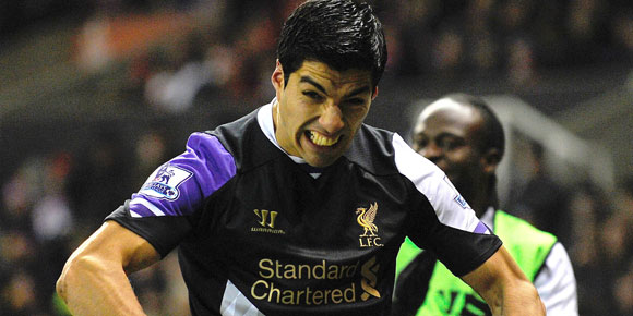 Aksi Selebrasi 'Hulk' Suarez Jadi Parodi Aksi Selebrasi 'Hulk' Suarez Jadi Parodi