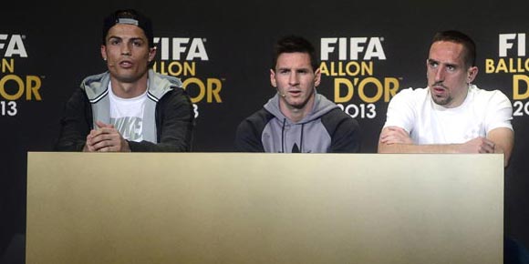 Raih Ballon d'Or, Ronaldo Luncurkan Video Kompilasi Sebagai Ucapan Terimakasih Raih Ballon d'Or, Ronaldo Luncurkan Video Kompilasi Sebagai Ucapan Terimakasih