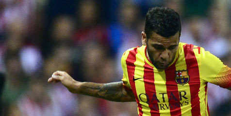 Alves: Saya Yakin Messi Harusnya Menang Alves: Saya Yakin Messi Harusnya Menang