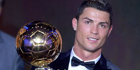 'Berlinang Air Mata, Ronaldo Tak Menyerah pada Sepakbola' 'Berlinang Air Mata, Ronaldo Tak Menyerah pada Sepakbola'