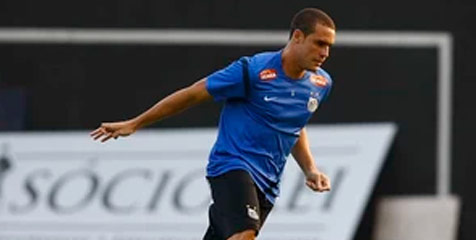 Espanyol Dapatkan Gelandang Santos Espanyol Dapatkan Gelandang Santos