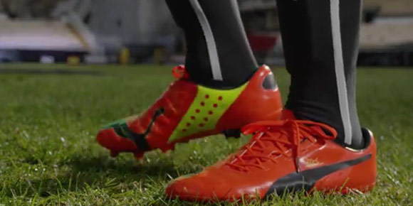 Cesc, Reus, Balotelli Unjuk Power & Akurasi Dengan evoPOWER Cesc, Reus, Balotelli Unjuk Power & Akurasi Dengan evoPOWER