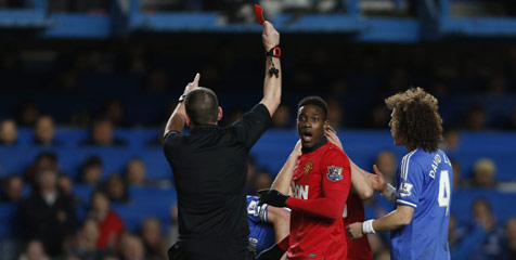 Moyes: Tak Seharusnya Vidic Kartu Merah Moyes: Tak Seharusnya Vidic Kartu Merah