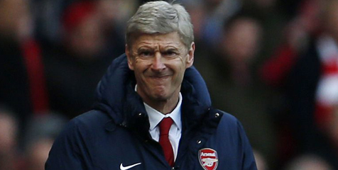 Wenger: Anda Kenal Striker Bagus? Telepon Saya Wenger: Anda Kenal Striker Bagus? Telepon Saya