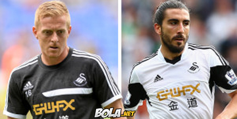 Pemain Swansea Nyaris Baku Hantam Menggunakan Batu Bata Pemain Swansea Nyaris Baku Hantam Menggunakan Batu Bata